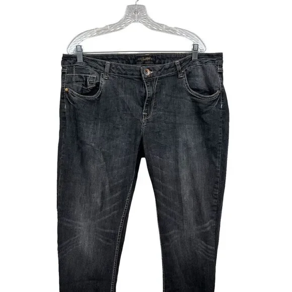 South Pole Jeans Stretch Tapered Leg Rhinestone Pockets Zip Fly Black Women 17* - Picture 2 of 6